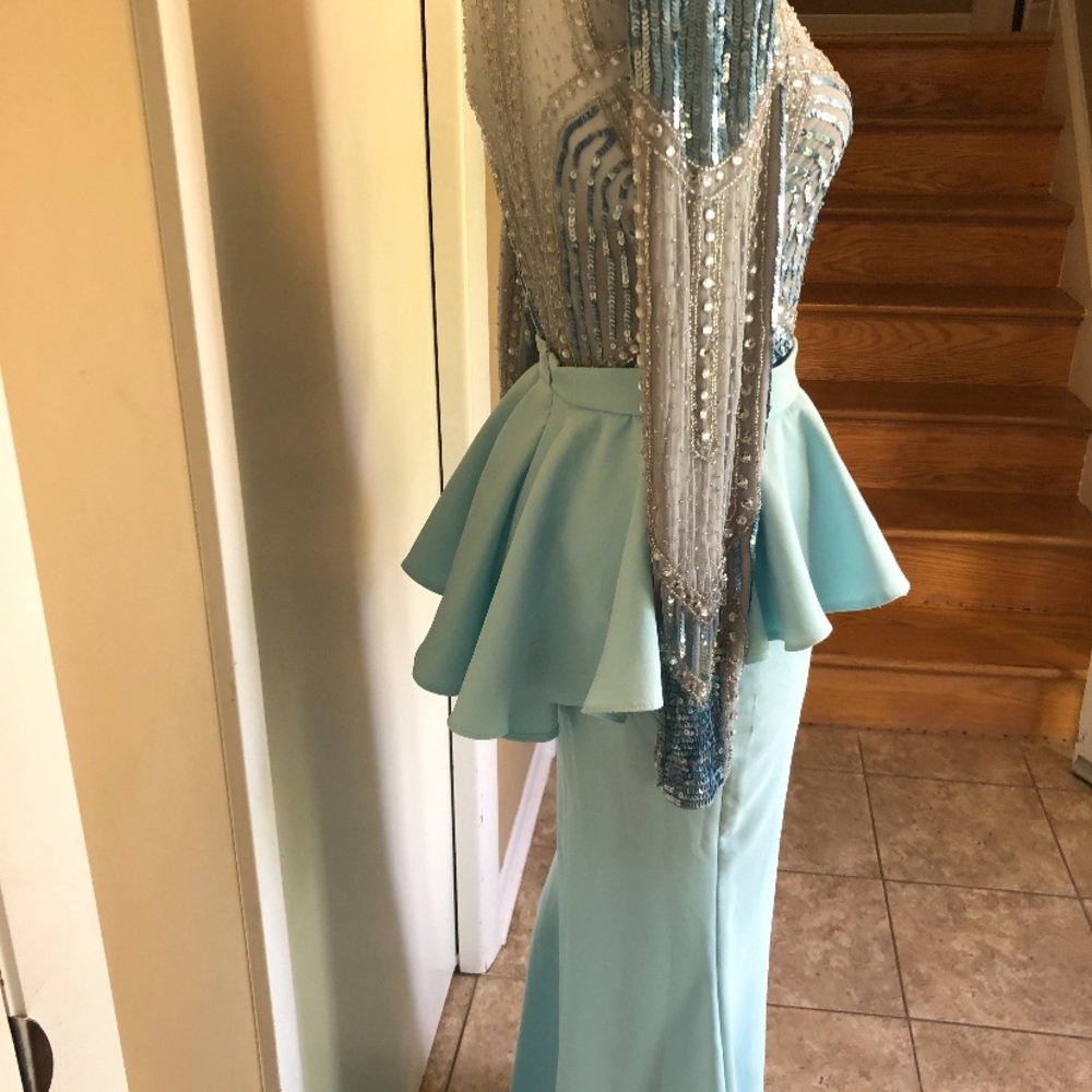 Mini dress and skirt
